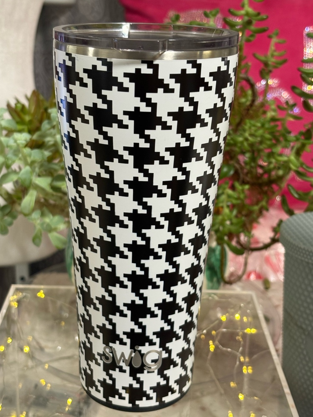 Swig Life Houndstooth Tumbler 32oz
